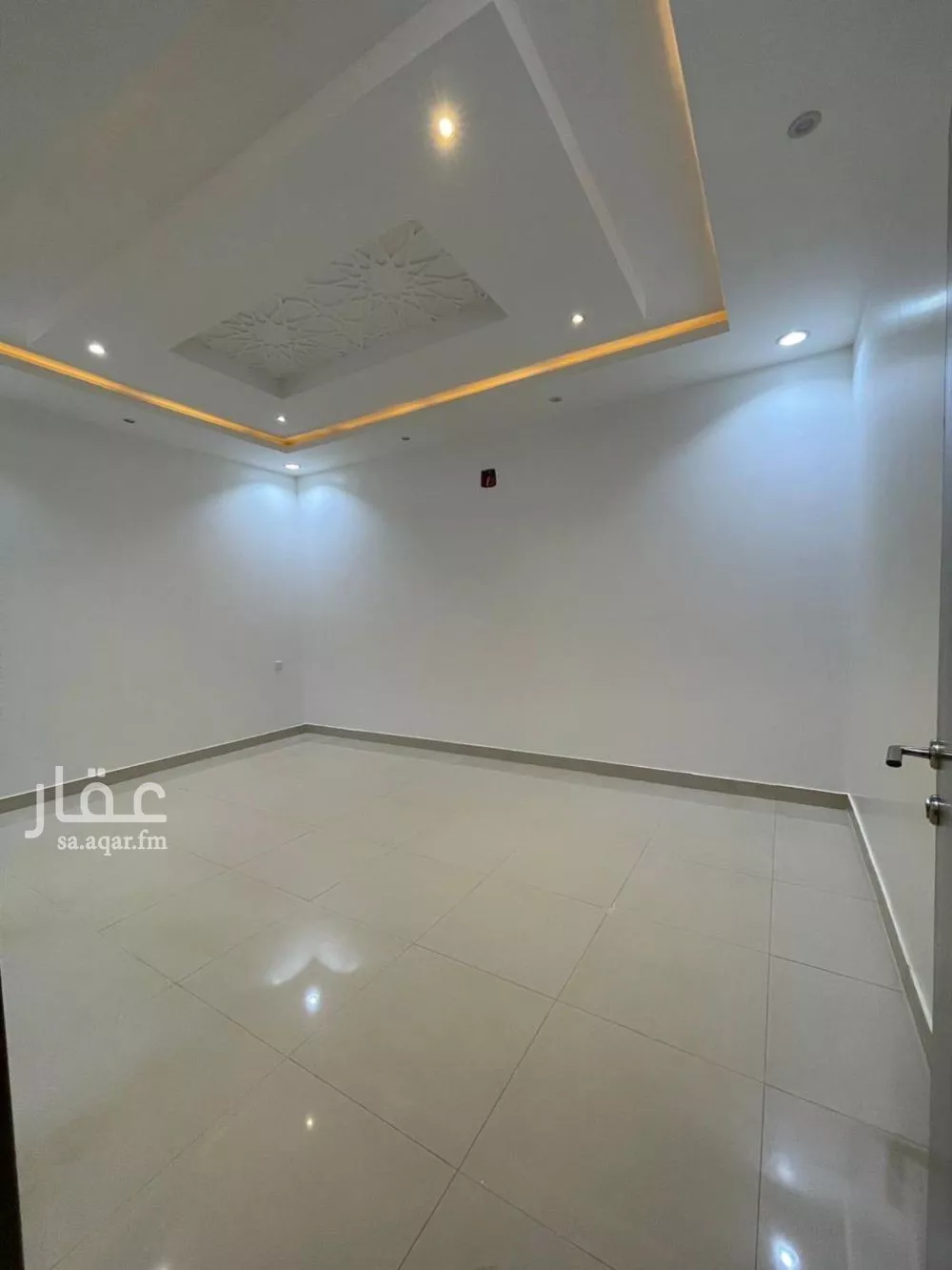 دور 3 غرف في النرجس 17