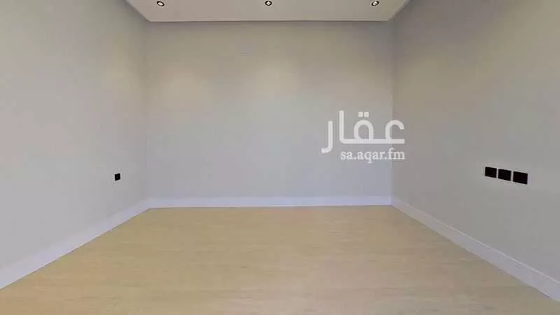 فيلا 6 غرف في الشراع 25