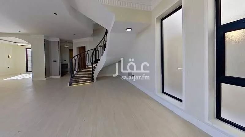 فيلا 6 غرف في الشراع 5