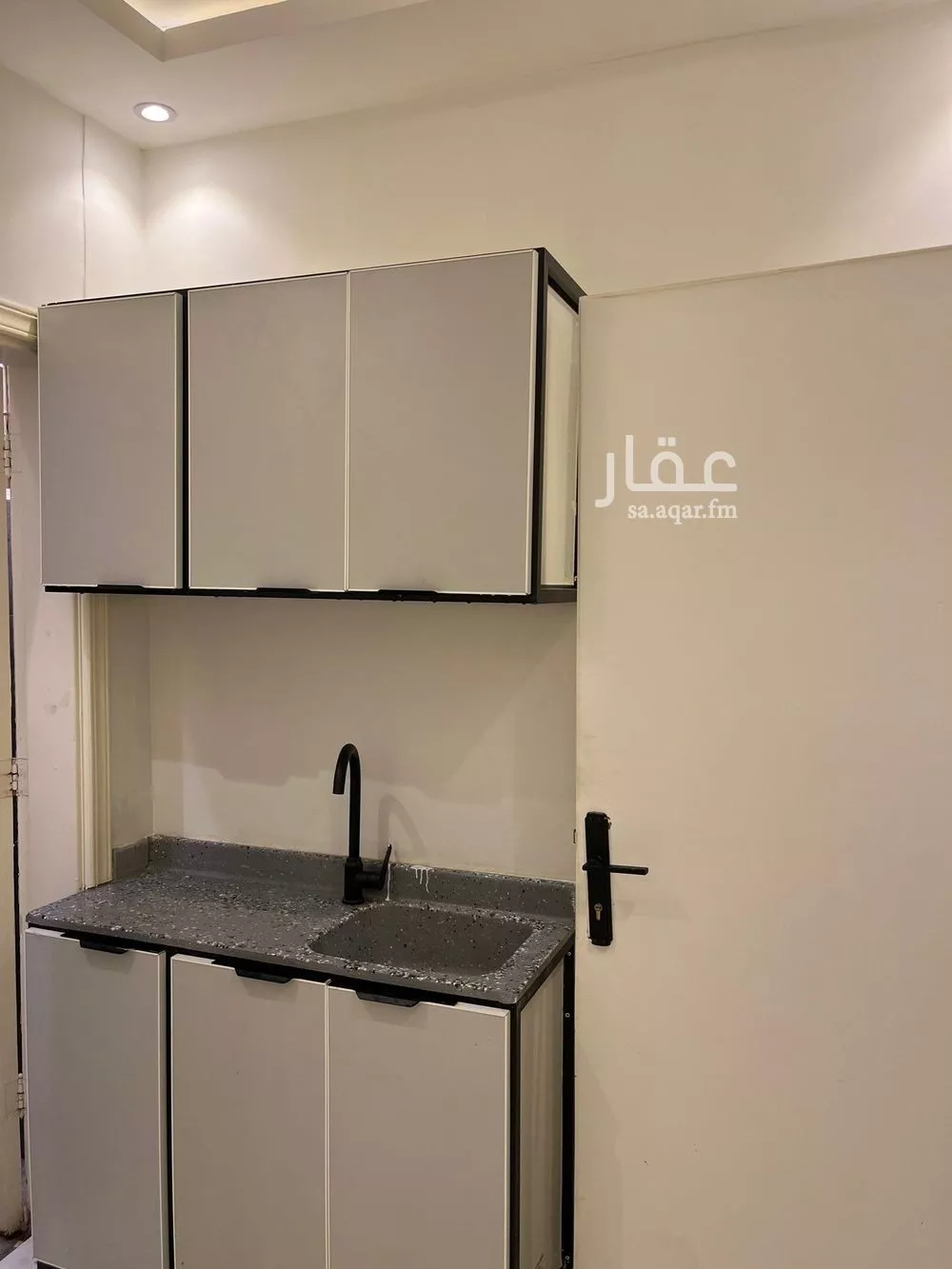 شقة 1 غرف في النسيم الغربي 3