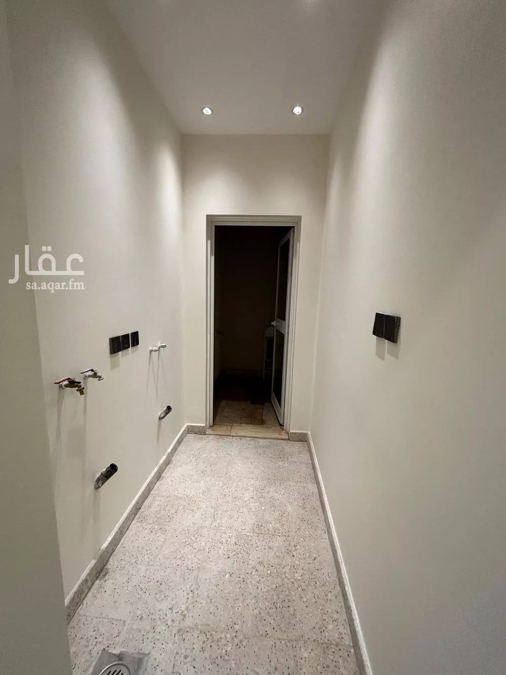 دور 4 غرف في العقيق 12