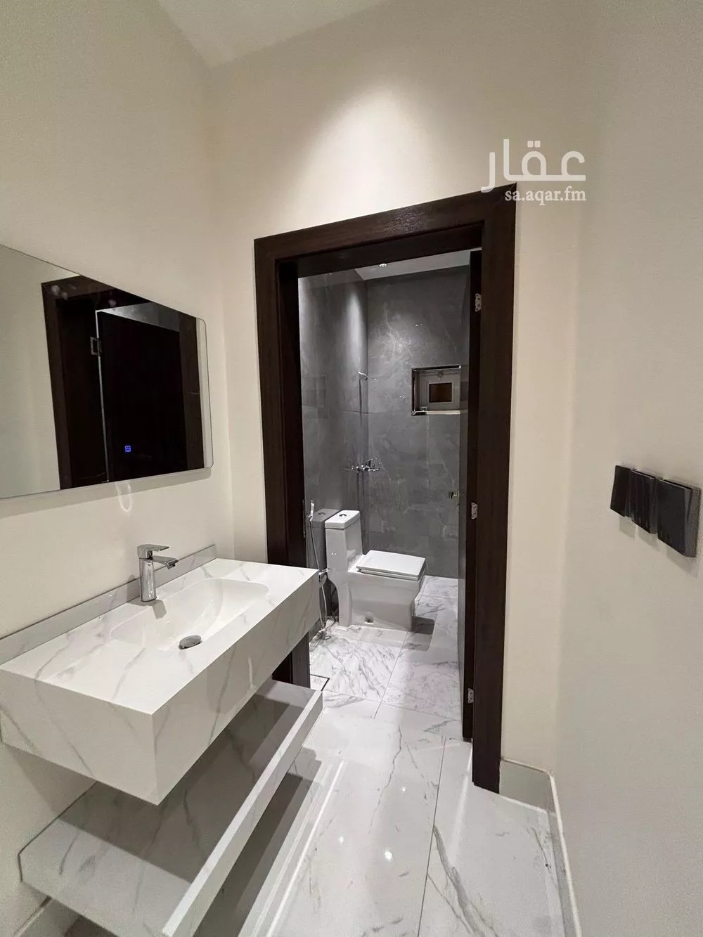 دور 4 غرف في العقيق 3