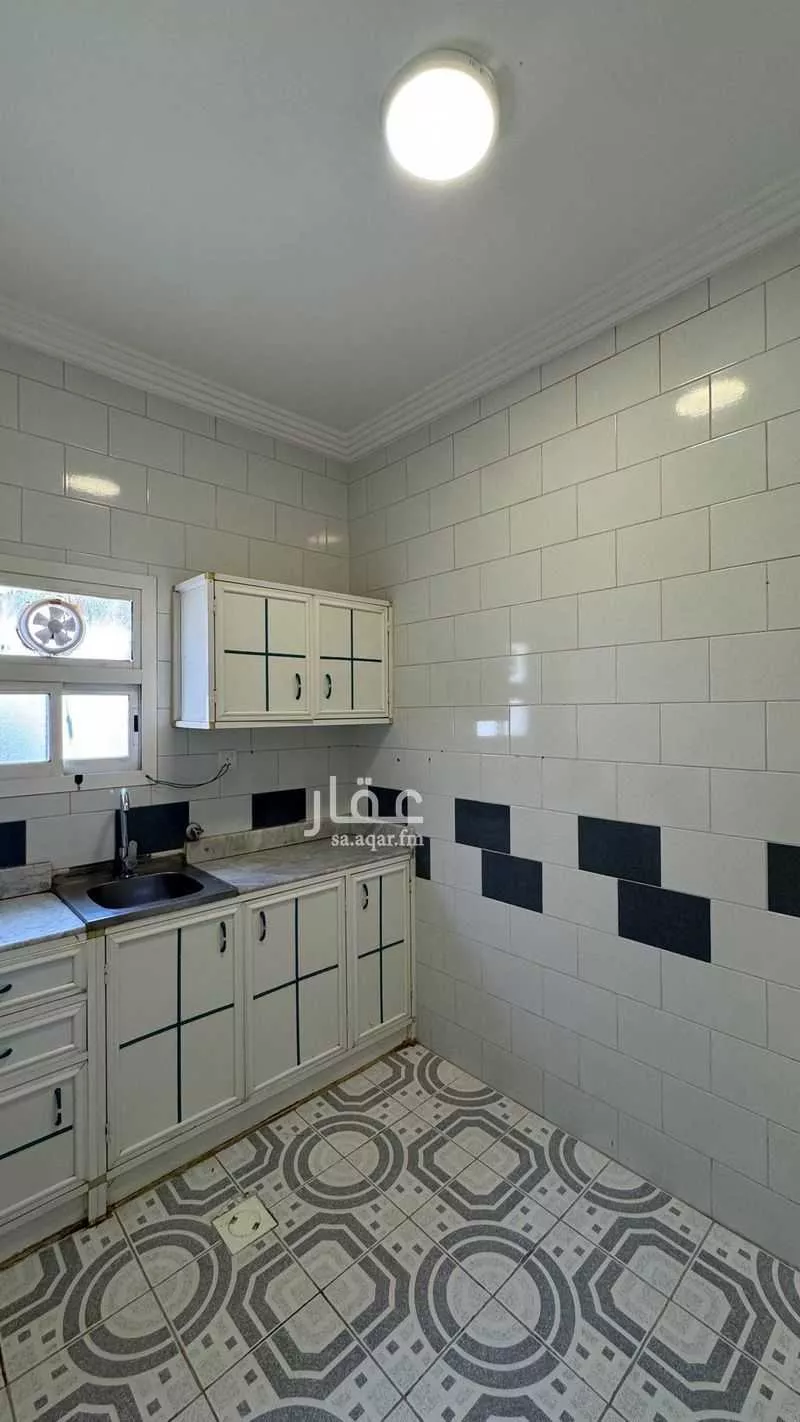 شقة 1 غرف في المروج 4