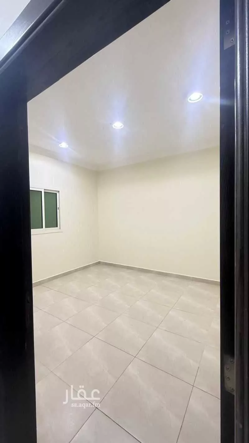 شقة 4 غرف في العارض 3