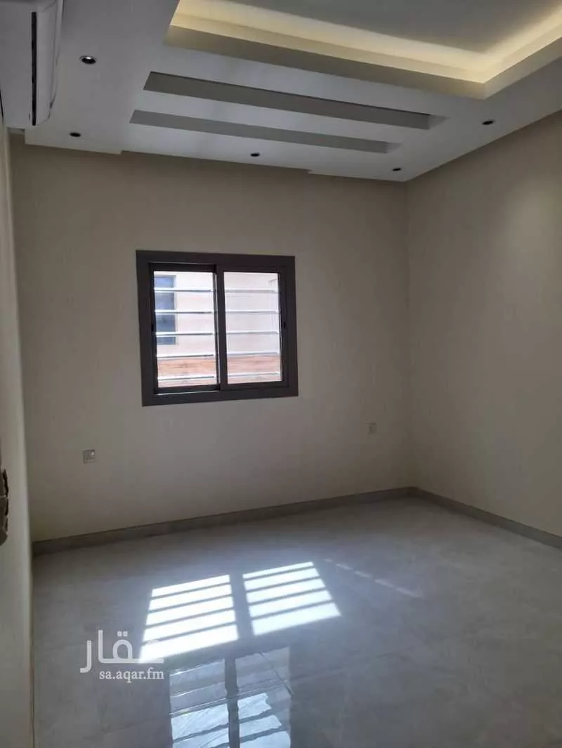 شقة 5 غرف في عرقة 2