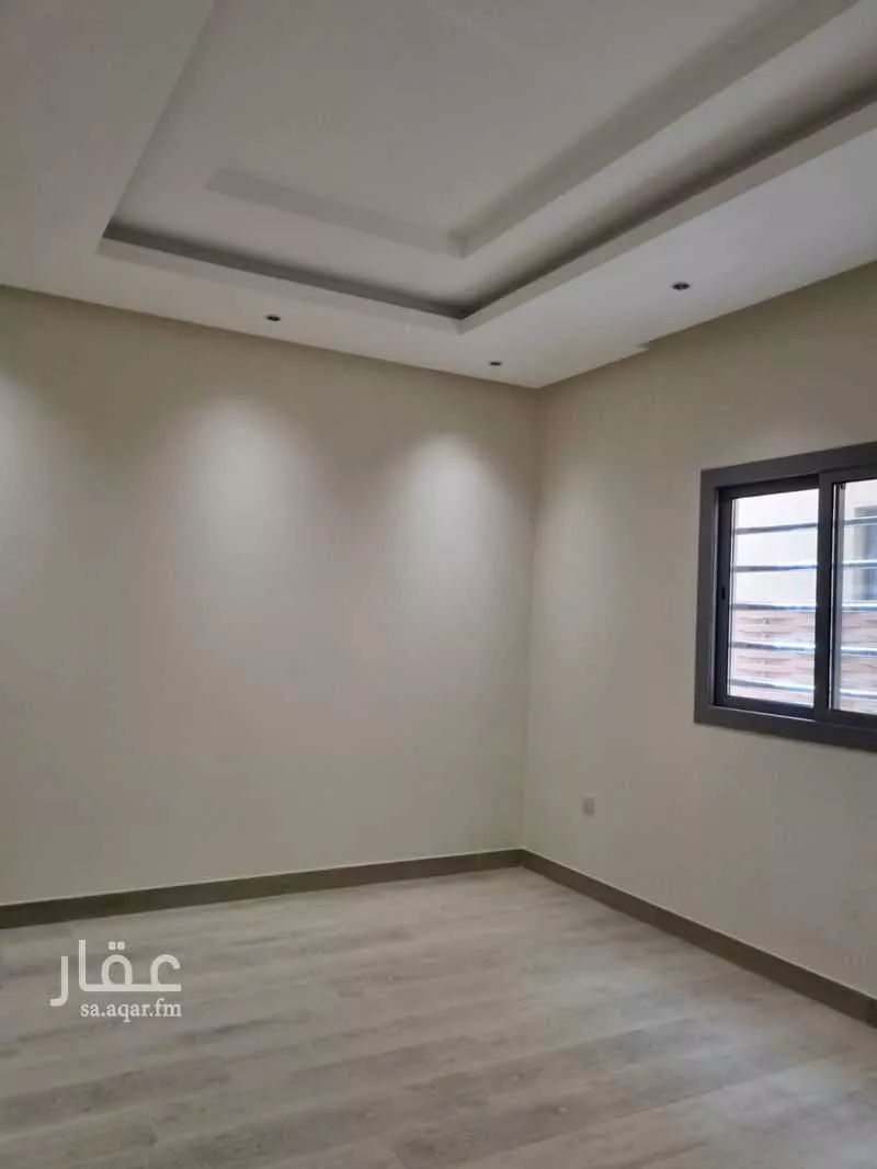 شقة 5 غرف في عرقة 17