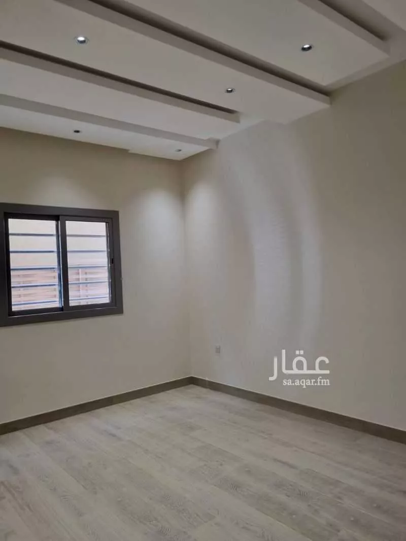 شقة 5 غرف في عرقة 6