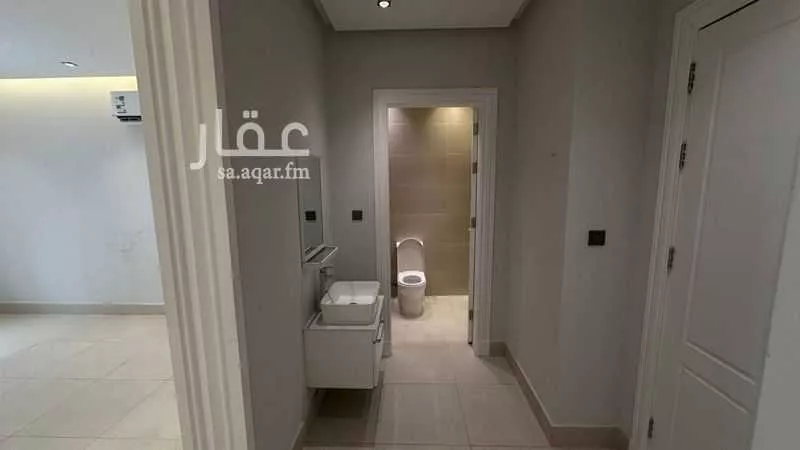 شقة 4 غرف في الملقا 5