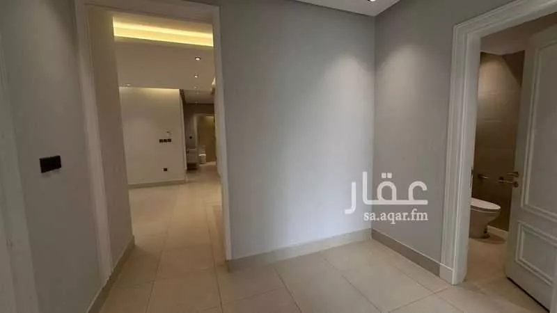 شقة 4 غرف في الملقا 6