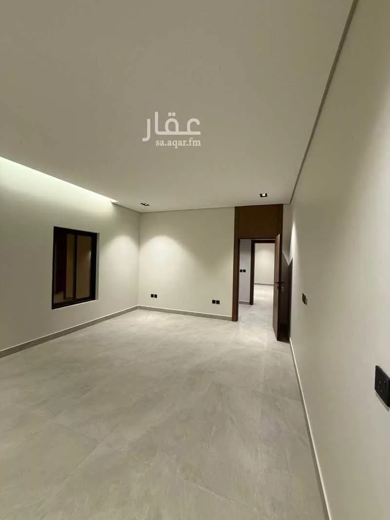 فيلا 11 غرف في الملك فهد 6