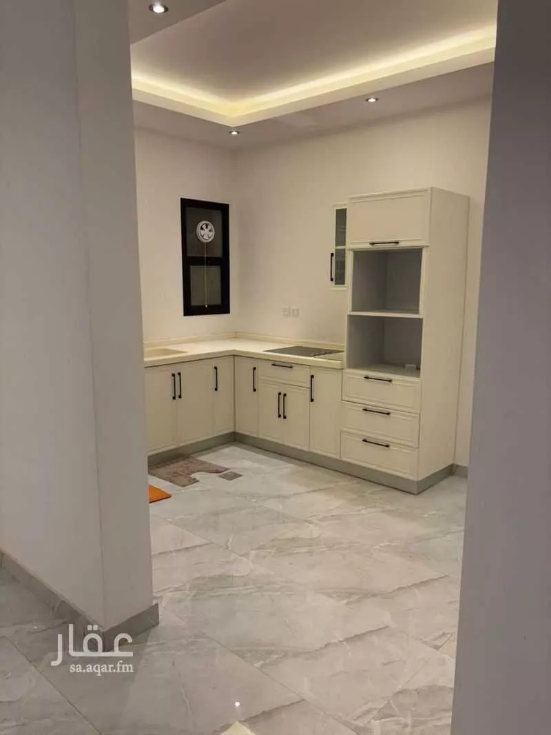 3 bedroom apartment in Al Aridh 4