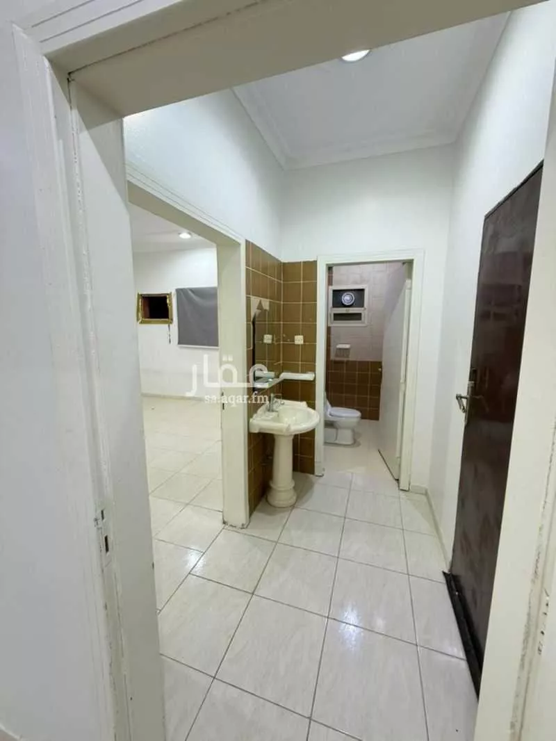 شقة 3 غرف في الرمال 5