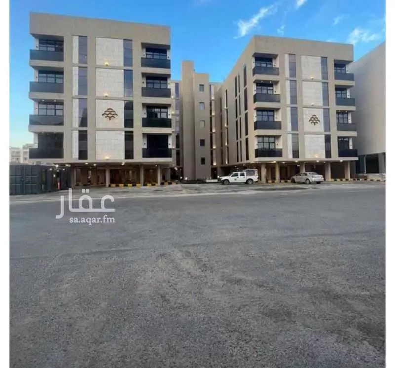 شقة 4 غرف في الحمرا 2