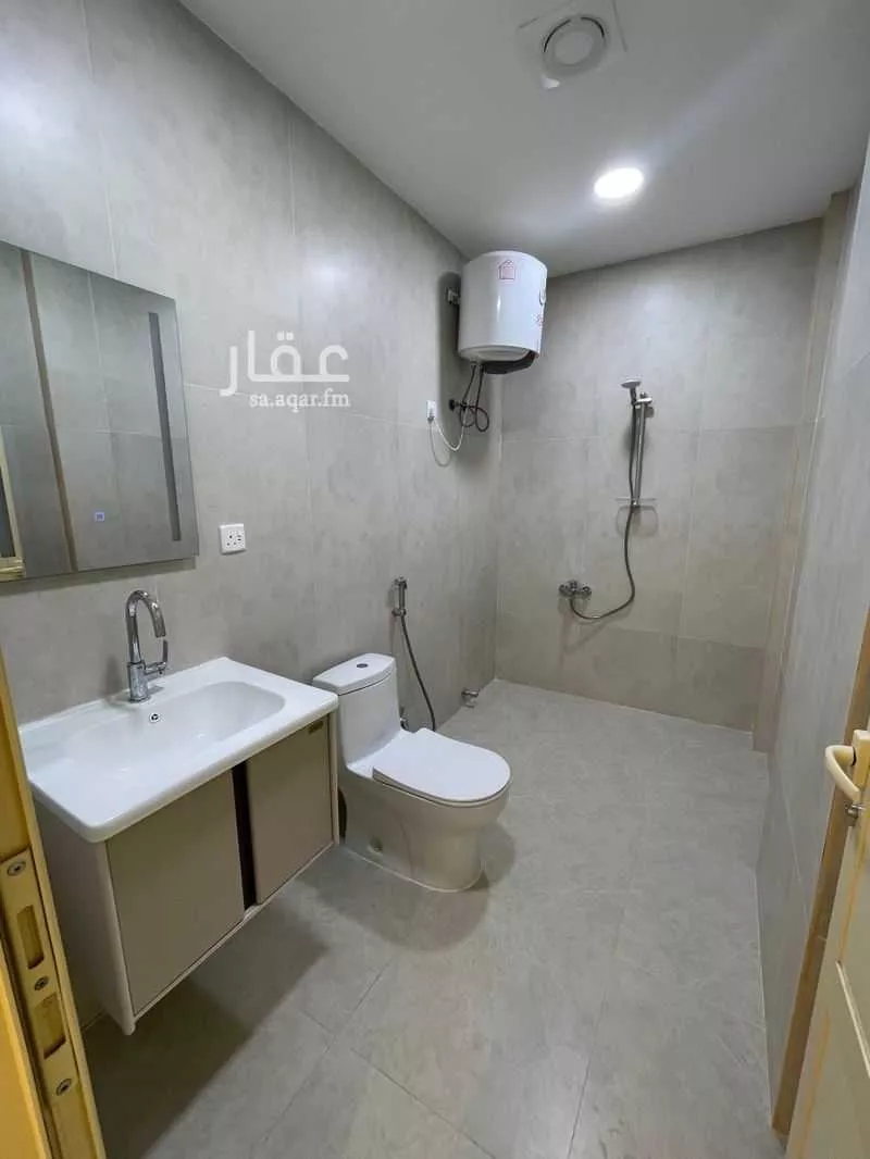 شقة 1 غرف في العليا 5