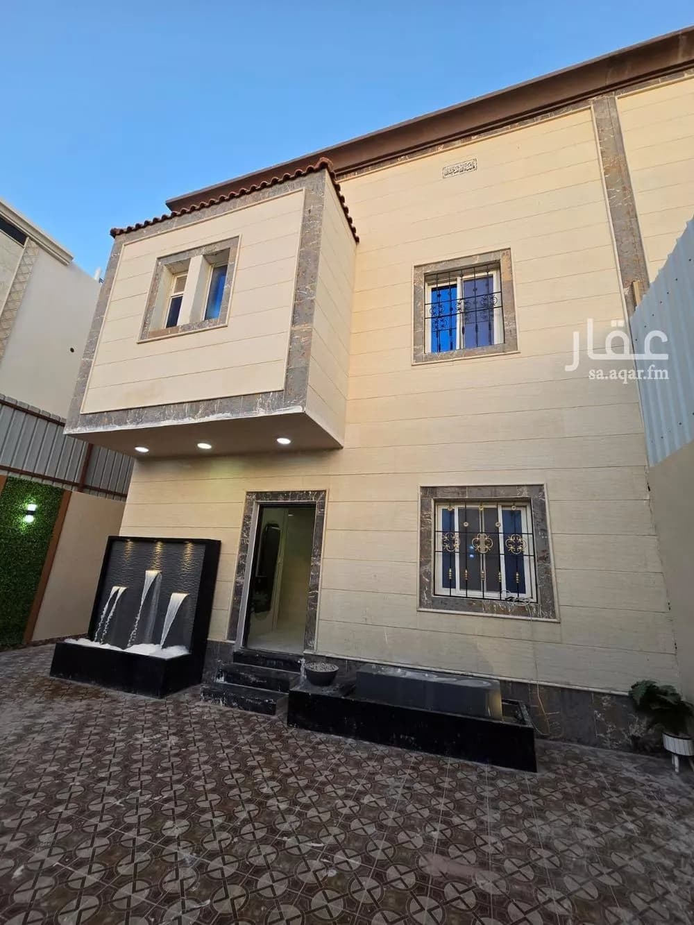 فيلا 6 غرف في ضاحية الملك فهد 1