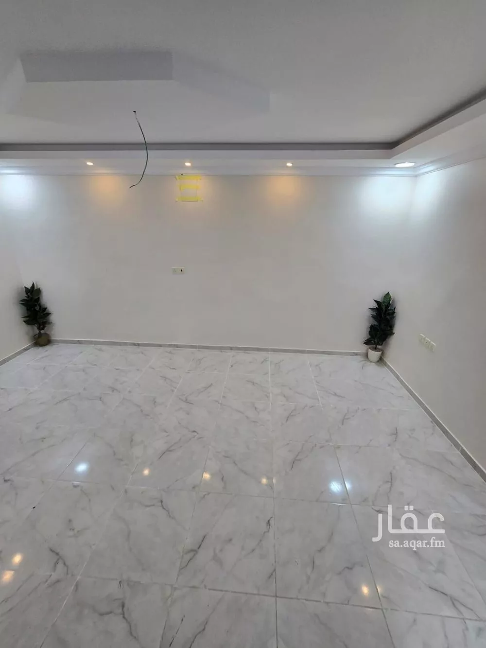 فيلا 6 غرف في ضاحية الملك فهد 14