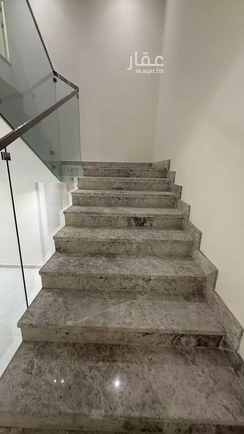 5 bedroom villa in Eastern Province 12