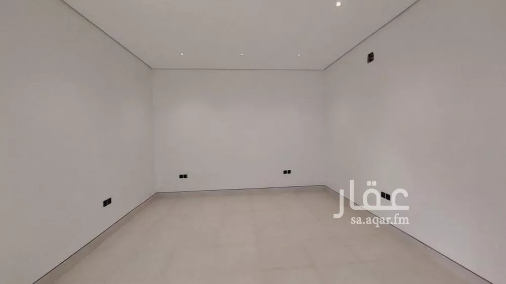 3 bedroom floor in As Suwaidi 5