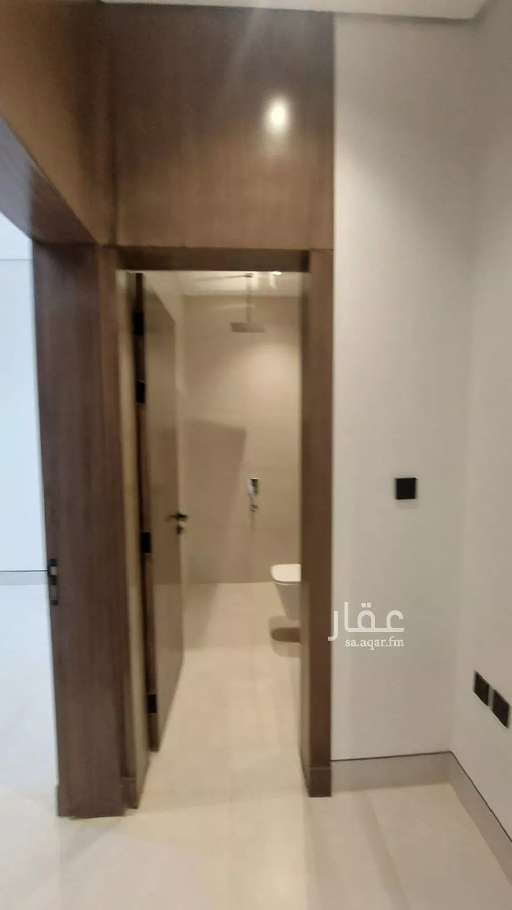 3 bedroom floor in As Suwaidi 8