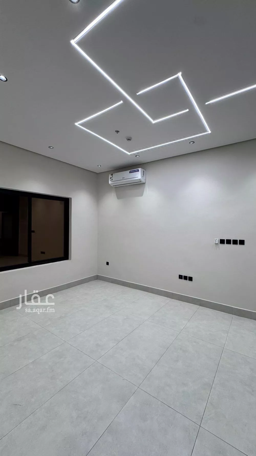 شقة 4 غرف في الحمرا 7