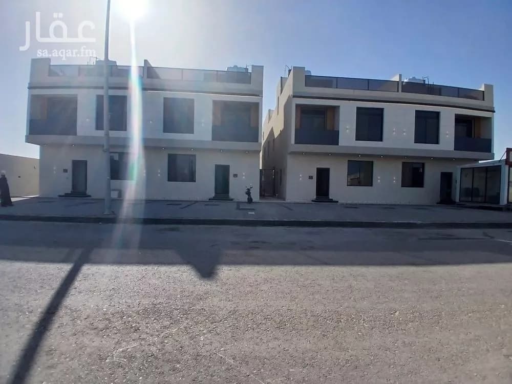 شقة 5 غرف في الصواري 6