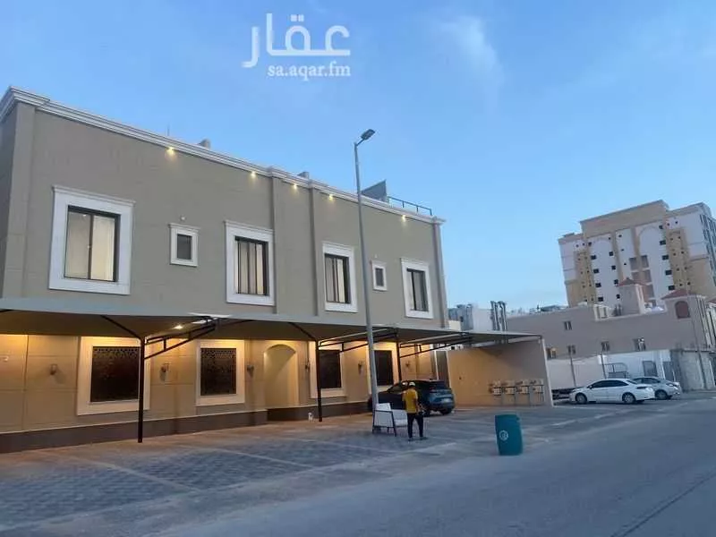 شقة 5 غرف في البحيرة