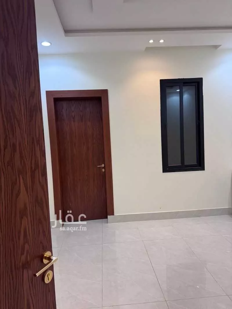6 bedroom floor in Badr 8