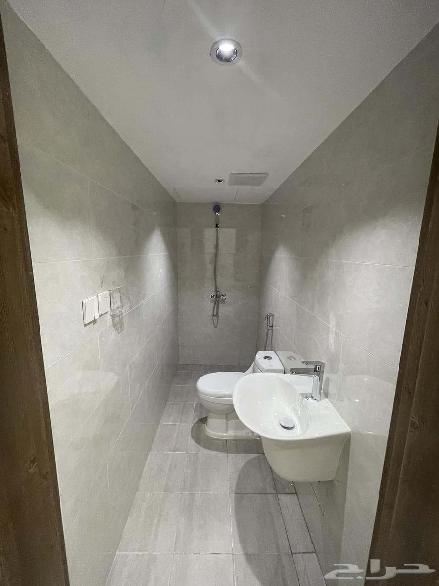 3 bedroom villa in Al Janadriyah 16