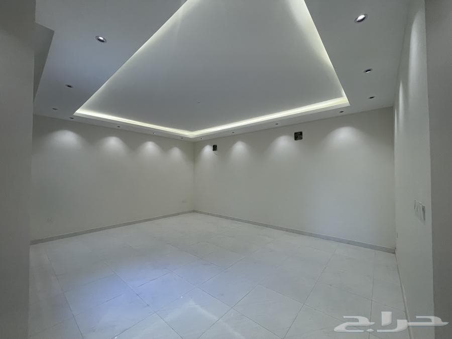 3 bedroom villa in Al Janadriyah 17
