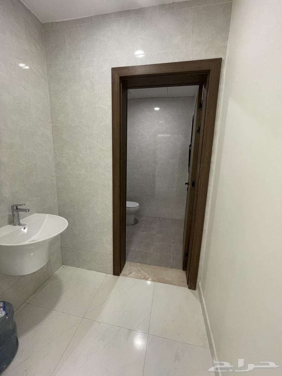 3 bedroom villa in Al Janadriyah 19