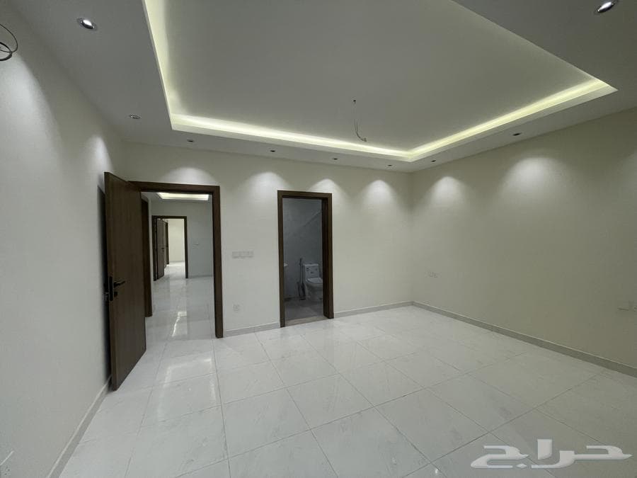 3 bedroom villa in Al Janadriyah 23