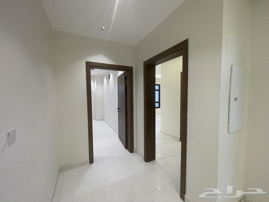 3 bedroom villa in Al Janadriyah 26
