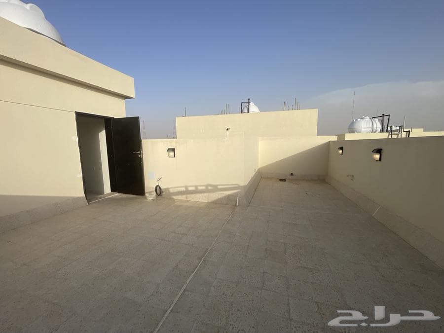 3 bedroom villa in Al Janadriyah 35