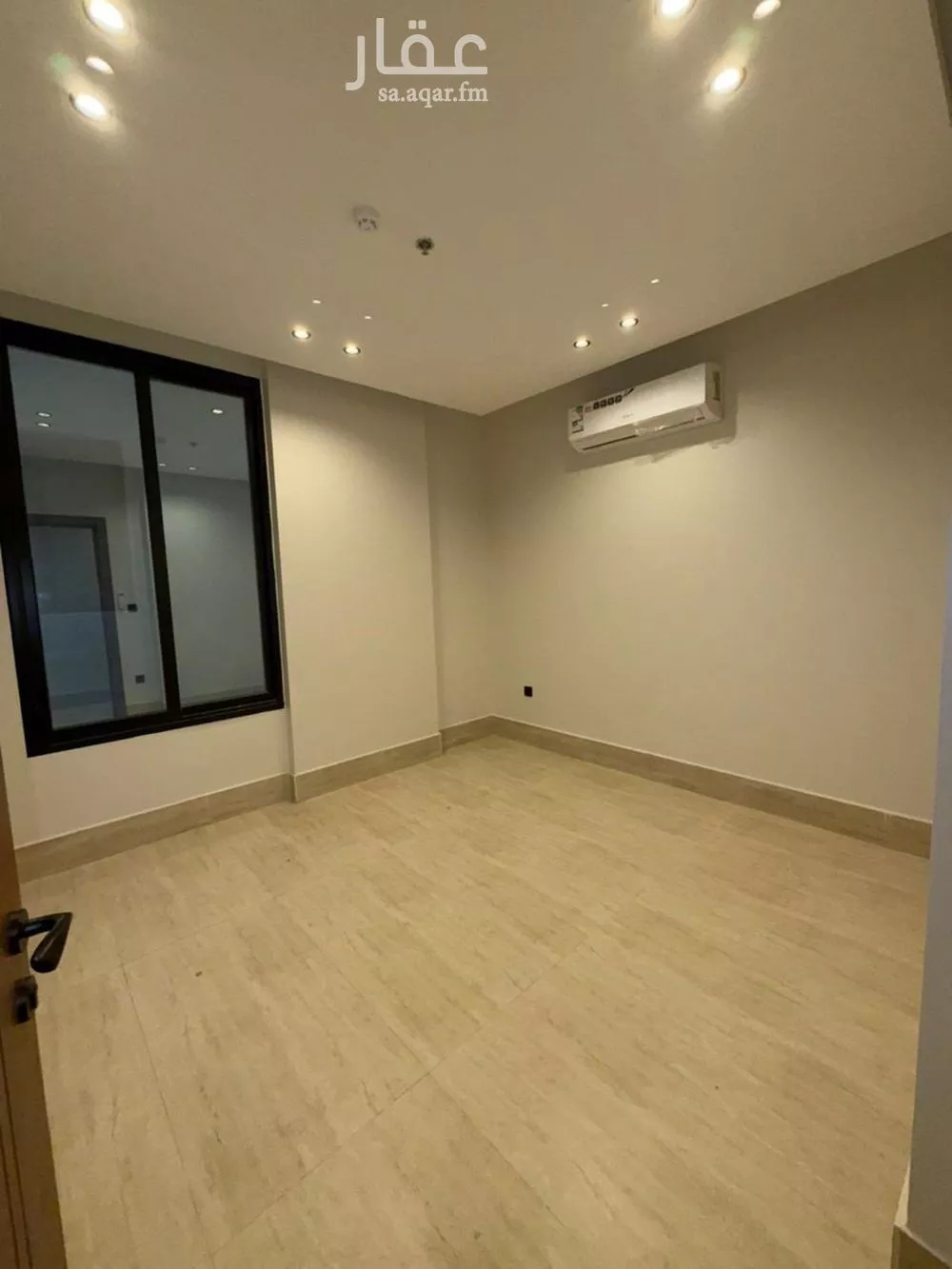 شقة 4 غرف في الشعلة 10