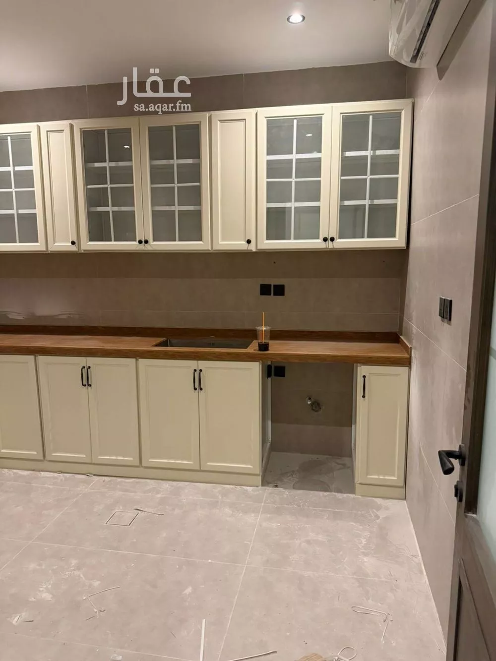 4 bedroom apartment in Ash Shulah 19