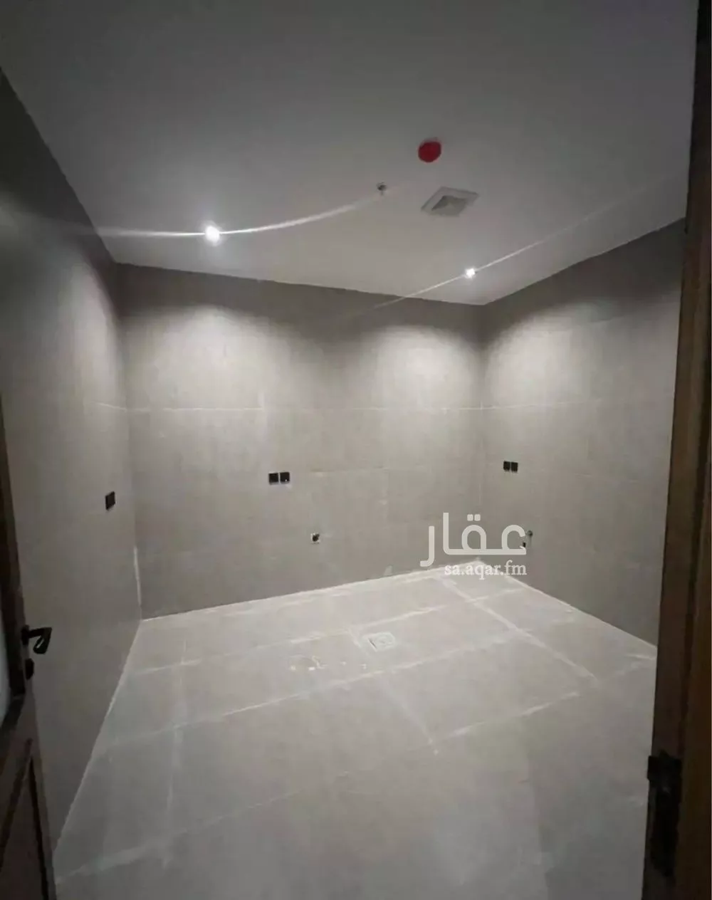 4 bedroom apartment in Ash Shulah 10