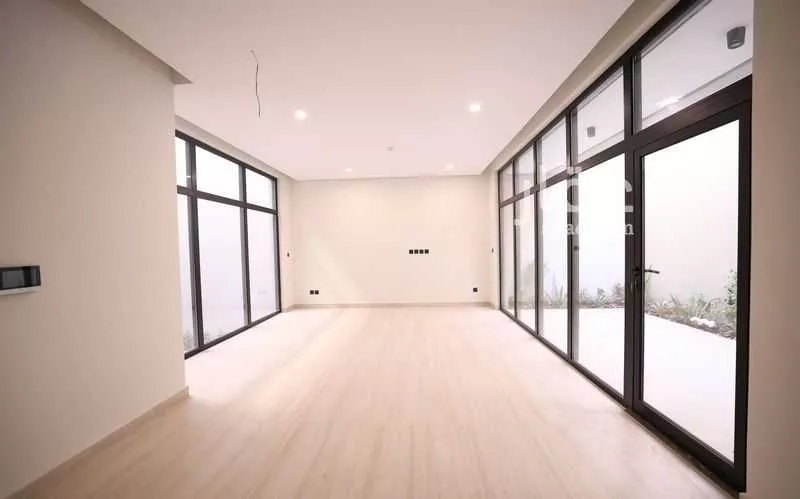 فيلا 3 غرف في النرجس 11