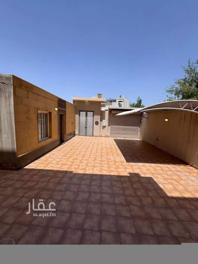 فيلا 8 غرف في النهضة 1