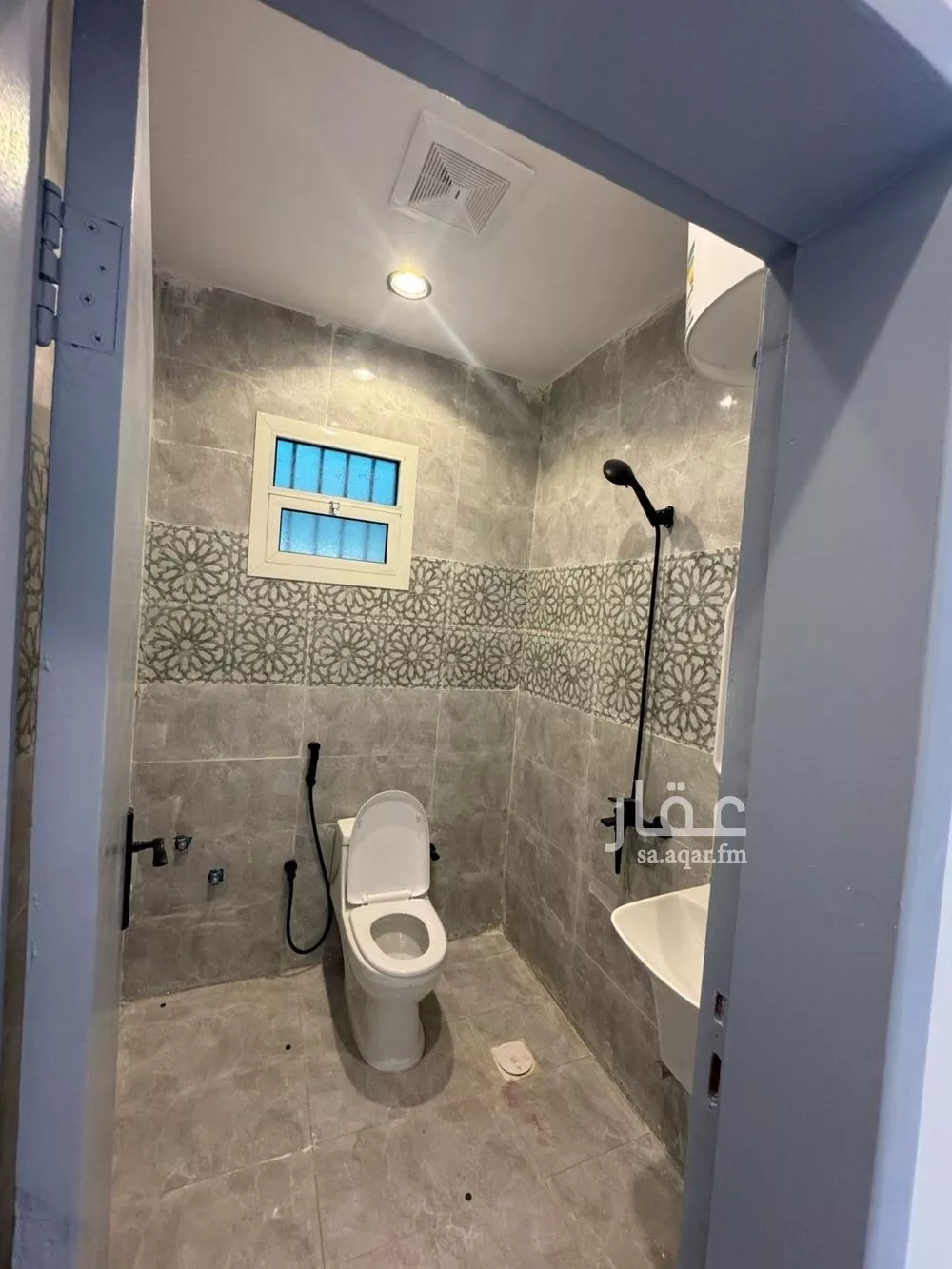 1 bedroom apartment in Ishbiliyah 5