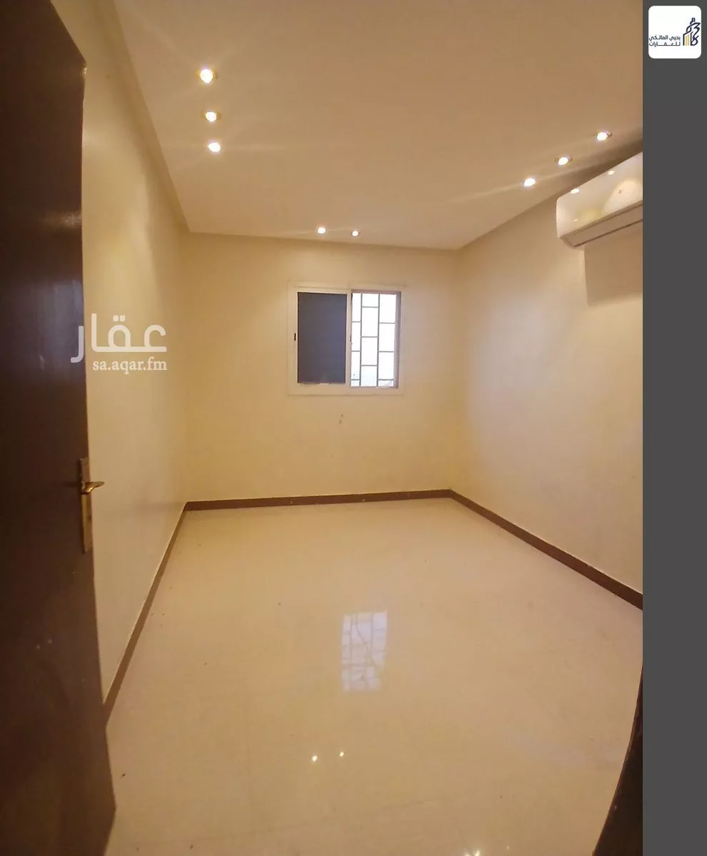 شقة 3 غرف في الرمال 1