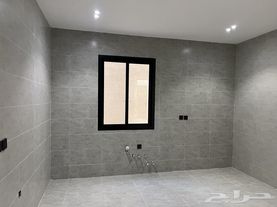 فيلا 9 غرف في العزيزية الثاني 8