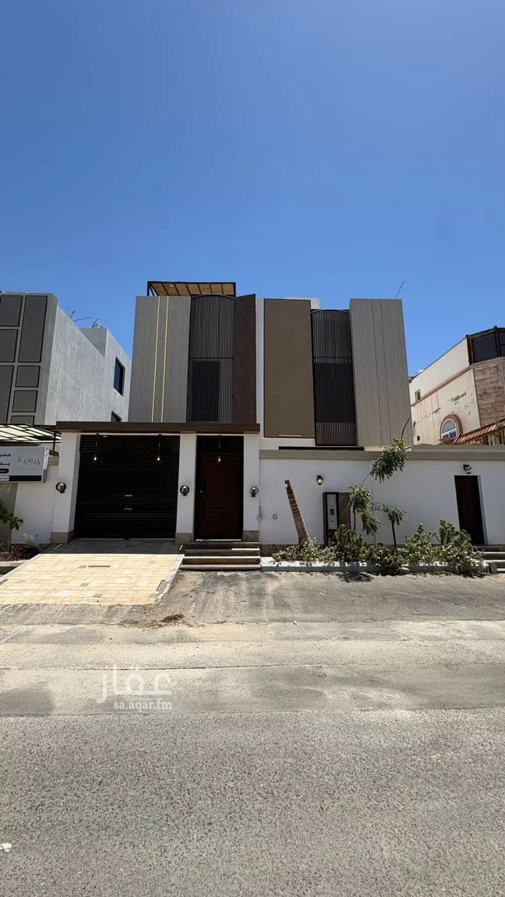 8 bedroom villa in Al Shiraa 1