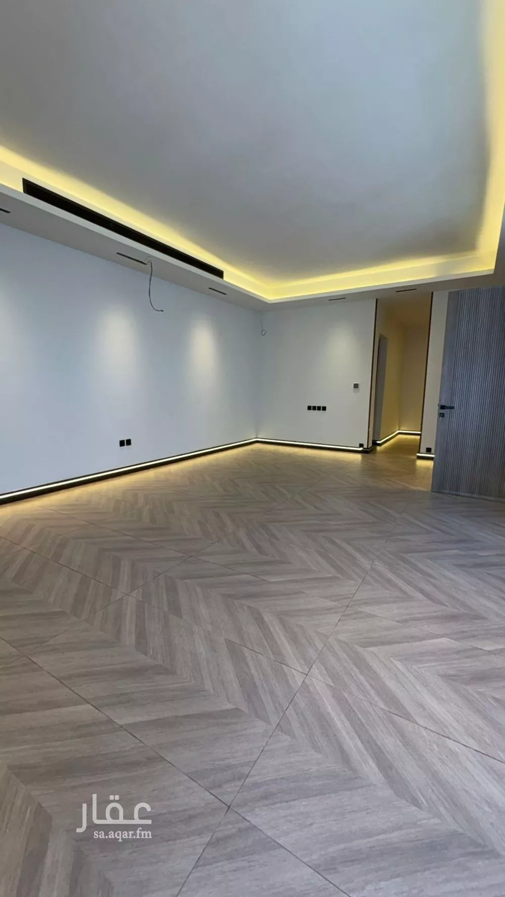 8 bedroom villa in Al Shiraa 6