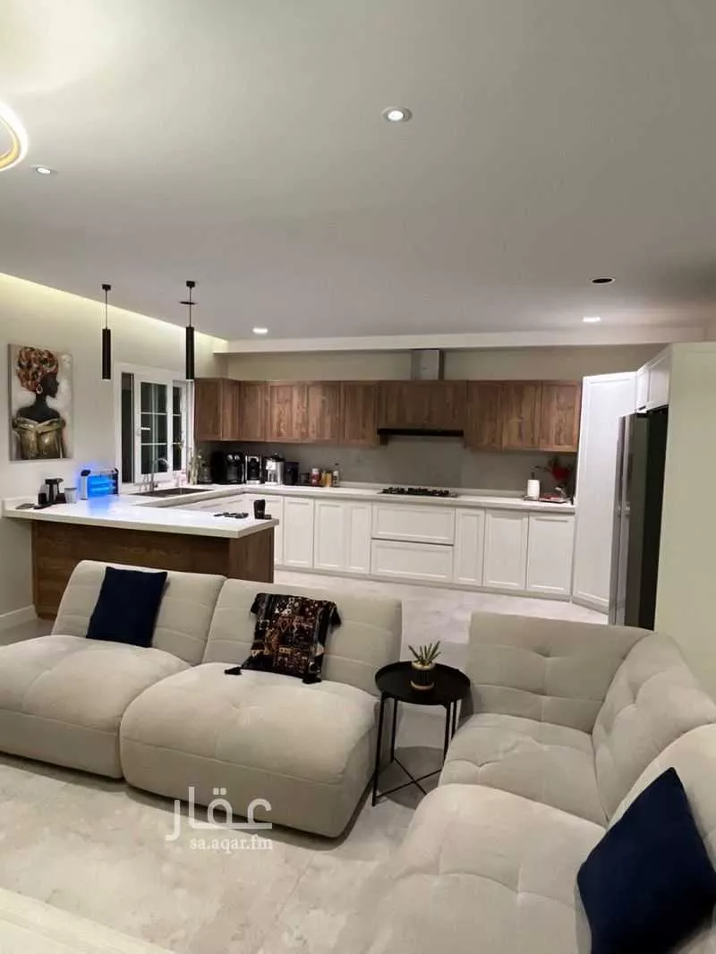 5 bedroom villa in Al Aridh 10