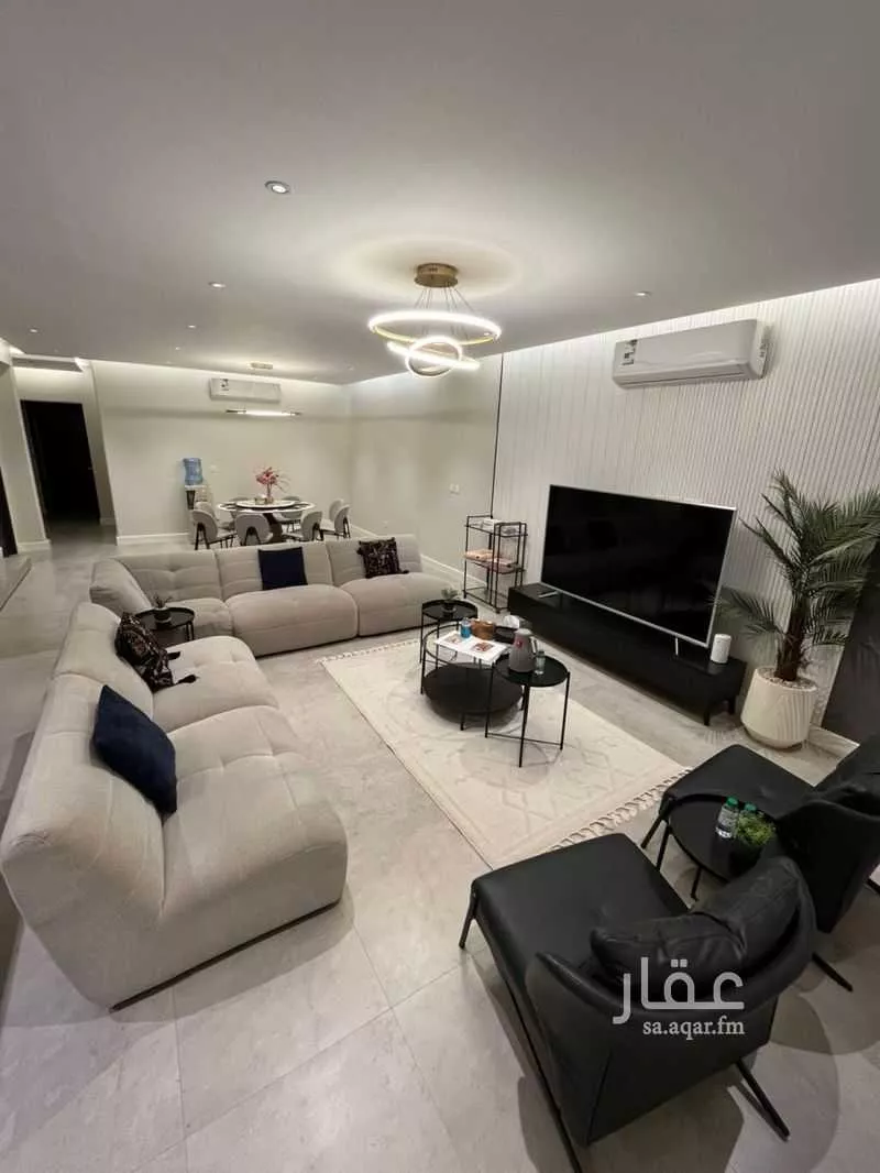 5 bedroom villa in Al Aridh 6