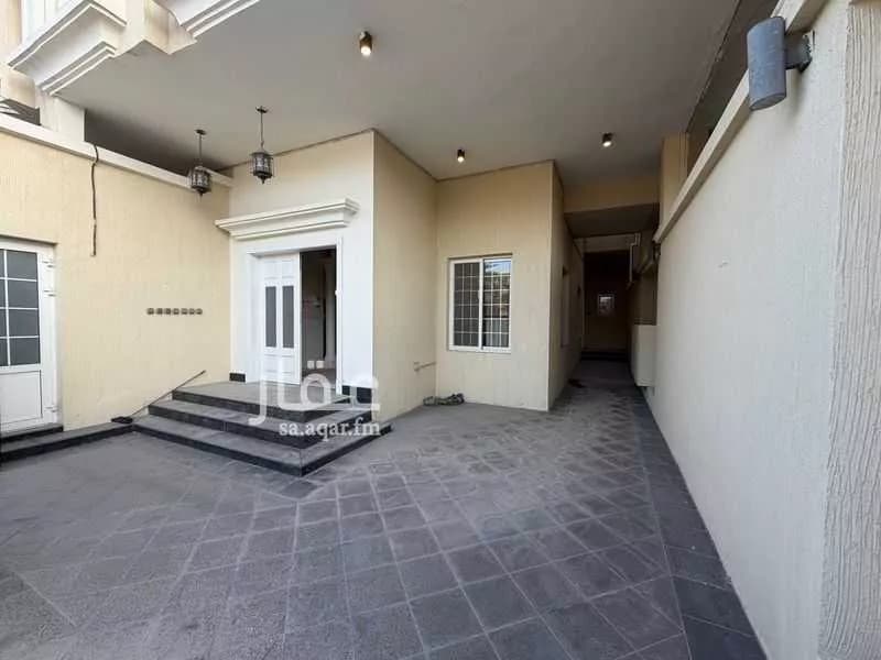 8 bedroom villa in Al Hizam Al Akhdar 14