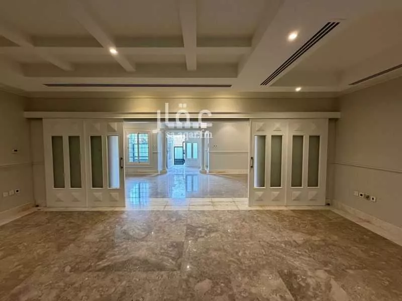 8 bedroom villa in Al Hizam Al Akhdar 5