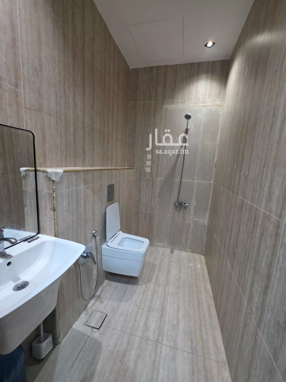 شقة 1 غرف في الملز 4