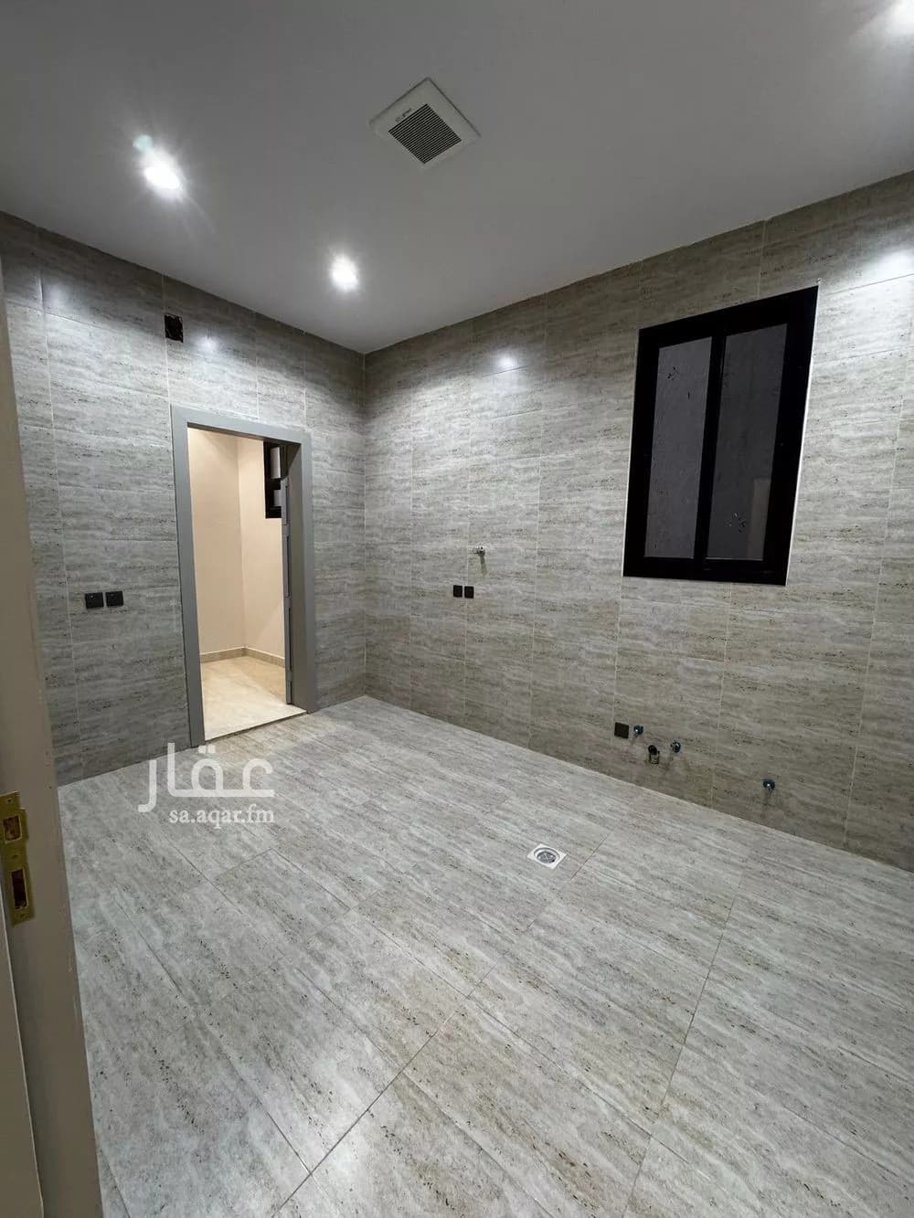 دور 5 غرف في الشرق 12