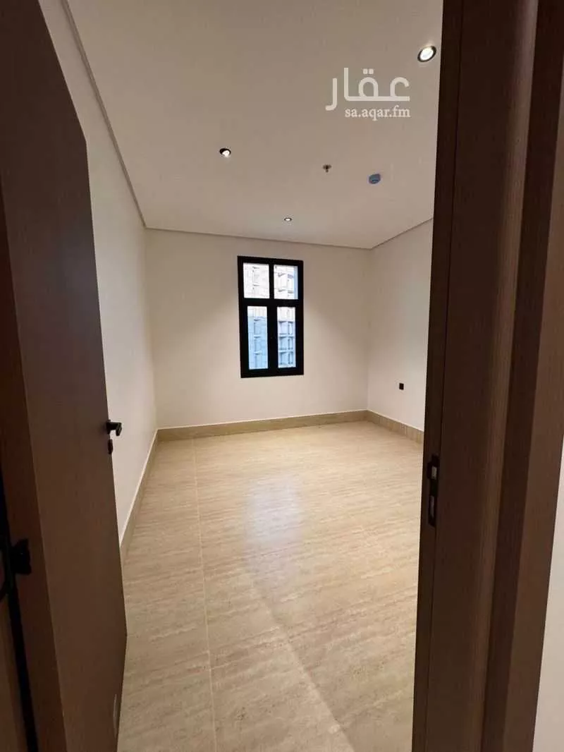 شقة 3 غرف في الخور 5